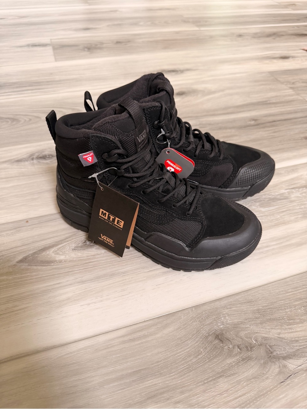 Vans UltraRange EXO Hi MTE-1 HydroGuard Primaloft Boots NWT Women’s 7.5